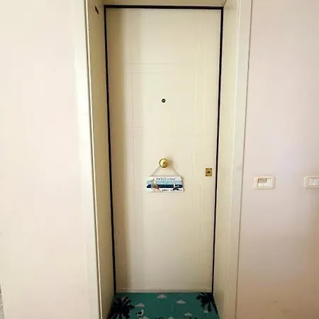 A Due Passi Dal Mare شقة ليفورنو